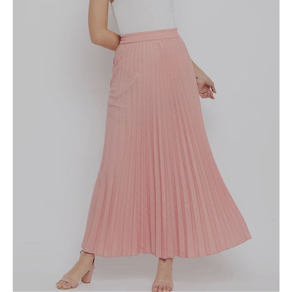 Pleated Only Skirt in Pink (Small)